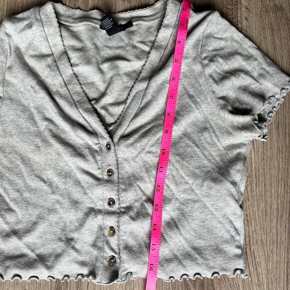 Forever-21 Women's Grey Grey cotton crop top Size Medium - Picture 3 of 4